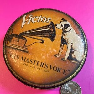 RCA Victor Victrola dog metal can collectible Phonograph vintage Bristol ware